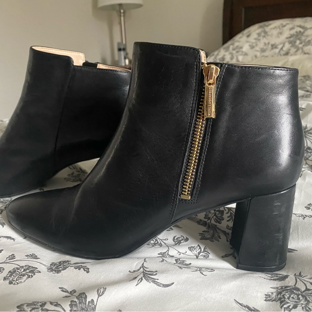 Karl Lagerfeld short black boots